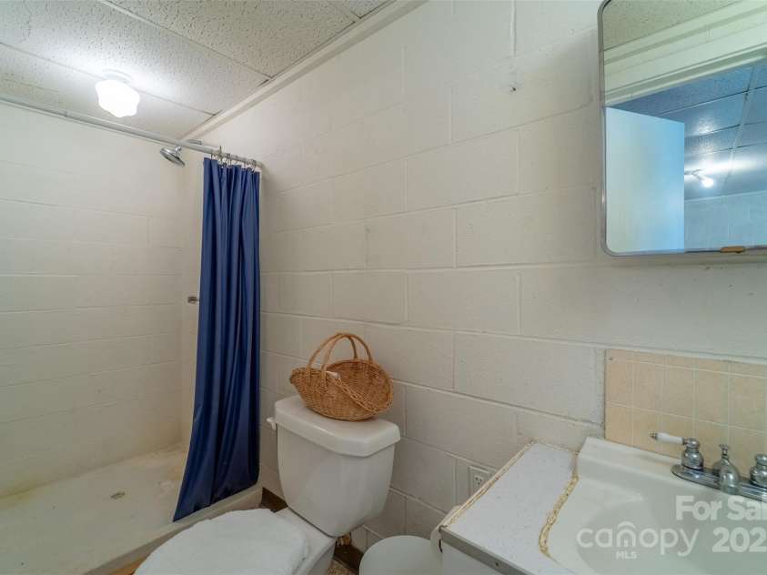 101 Astro Drive, Sylva, NC 28779.  MLS# CAR4241179, YatesRealty ID 4074. 