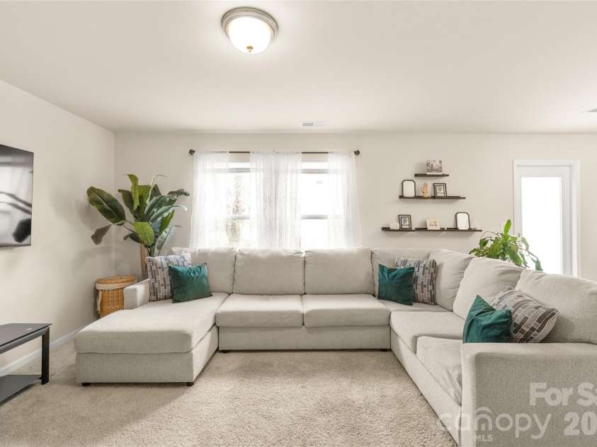 117 Barron Boulevard, Lancaster, SC 29720.  MLS# CAR4342489, YatesRealty ID 4074. 