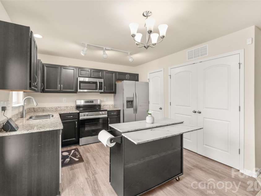 117 Barron Boulevard, Lancaster, SC 29720.  MLS# CAR4342489, YatesRealty ID 4074. 