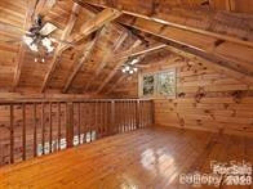 967 Spruce Flats Road, Maggie Valley, NC 28751.  MLS# CAR4400597, YatesRealty ID 40741. 
