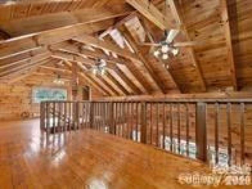 967 Spruce Flats Road, Maggie Valley, NC 28751.  MLS# CAR4400597, YatesRealty ID 40741. 