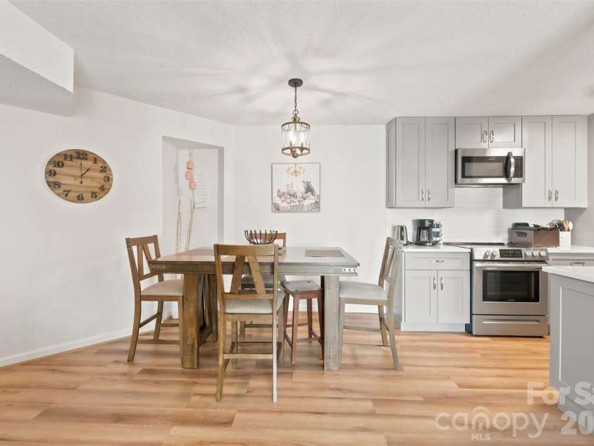 2187 Clearwater Drive, Myrtle Beach, SC 29575.  MLS# CAR4409325, YatesRealty ID 40743. 