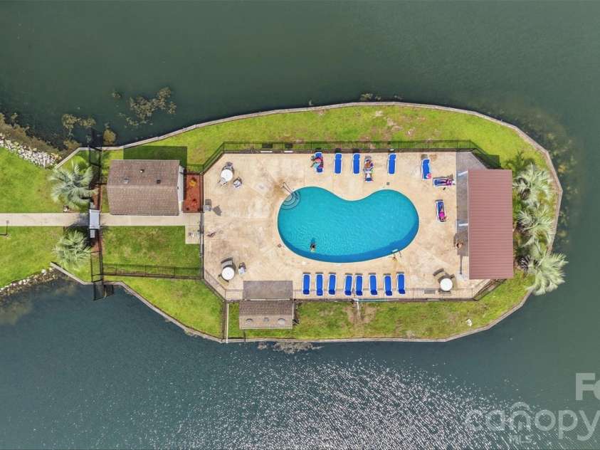 2187 Clearwater Drive, Myrtle Beach, SC 29575.  MLS# CAR4409325, YatesRealty ID 40743. 