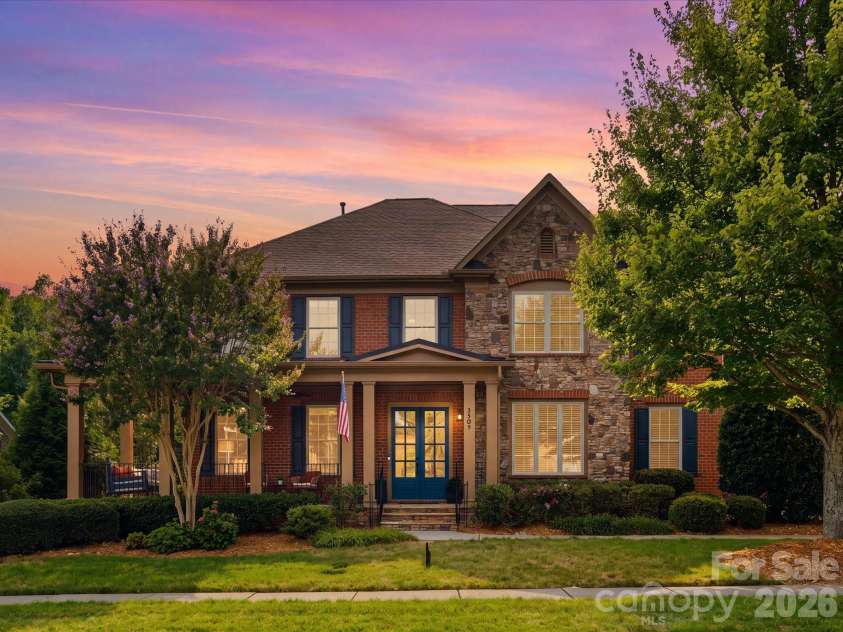 3209 Hartford Way, Weddington, NC 28104.  MLS# CAR4407402, YatesRealty ID 40745. All brick home!