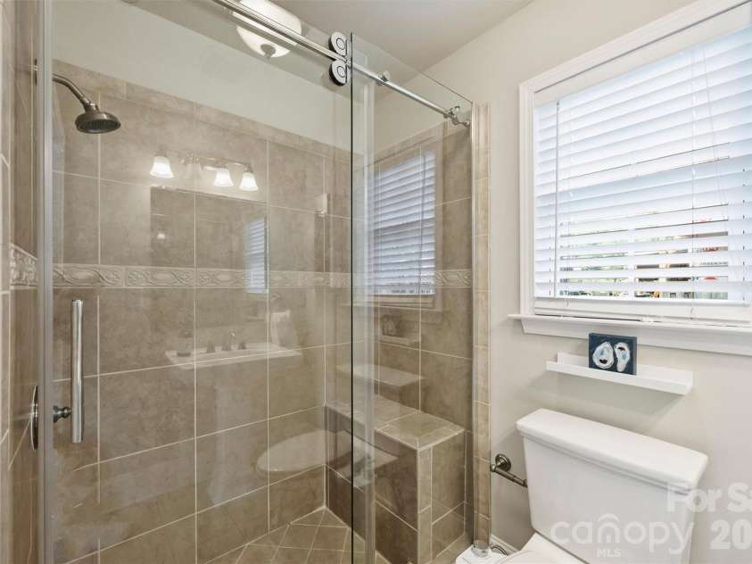 1323 Carolyn Drive, Charlotte, NC 28205.  MLS# CAR4418433, YatesRealty ID 40746. Primary Bathroom