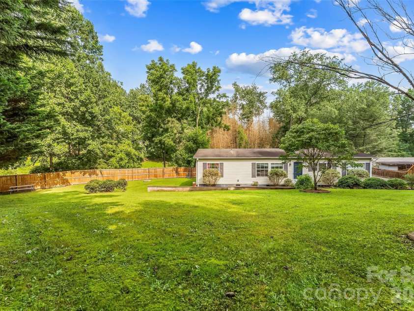 19 Brandon Lane, Weaverville, NC 28787.  MLS# CAR4408055, YatesRealty ID 40747. 