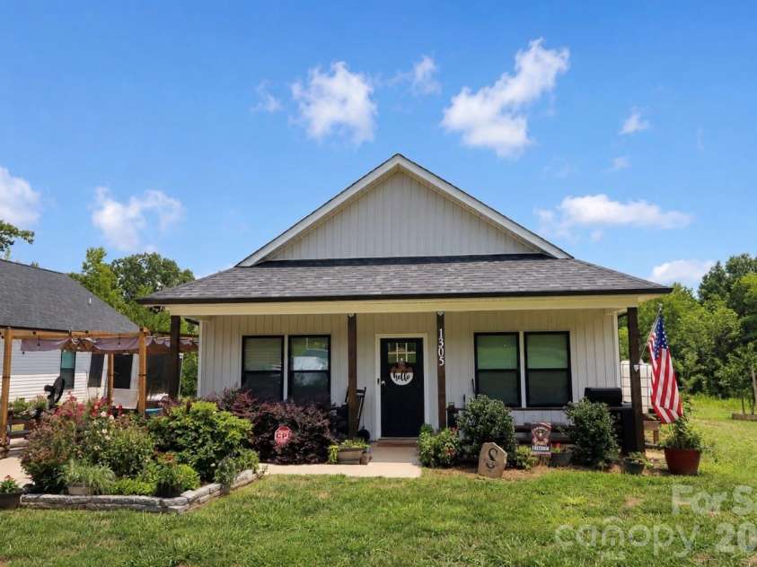 1305 Scout Road, Salisbury, NC 28146.  MLS# CAR4396625, YatesRealty ID 40749. 