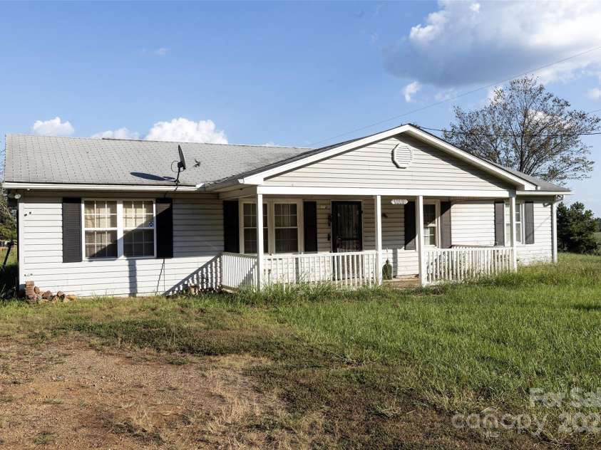 9600 Mount Olive Road, Mount Pleasant, NC 28124.  MLS# CAR4302163, YatesRealty ID 4075. 