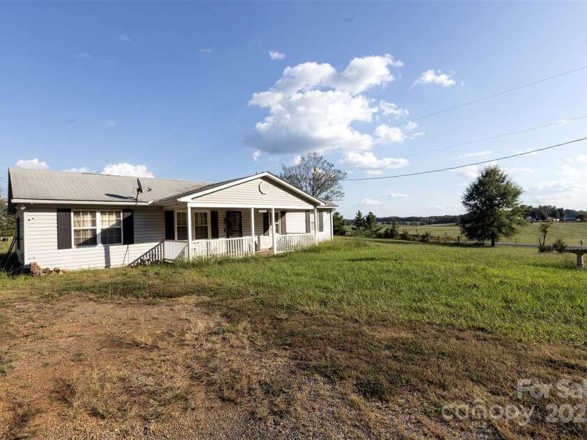 9600 Mount Olive Road, Mount Pleasant, NC 28124.  MLS# CAR4302163, YatesRealty ID 4075. 
