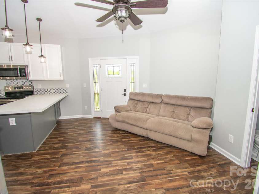 1807 Warren Avenue, Gastonia, NC 28054.  MLS# CAR4401303, YatesRealty ID 40750. 