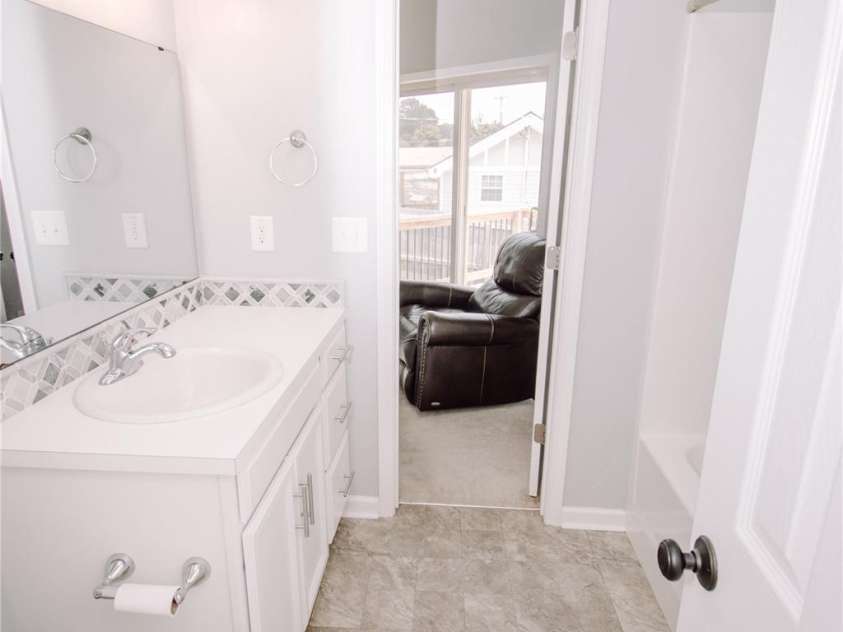 1807 Warren Avenue, Gastonia, NC 28054.  MLS# CAR4401303, YatesRealty ID 40750. 