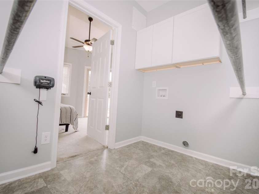 1807 Warren Avenue, Gastonia, NC 28054.  MLS# CAR4401303, YatesRealty ID 40750. 