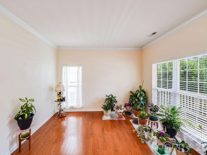 6227 Castlecove Road, Charlotte, NC 28278.  MLS# CAR4410231, YatesRealty ID 40751. 