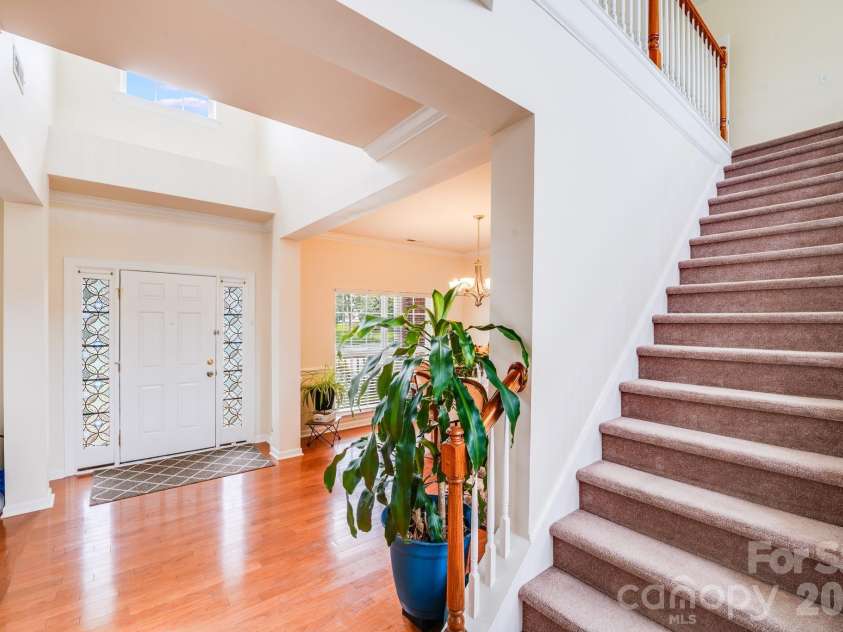 6227 Castlecove Road, Charlotte, NC 28278.  MLS# CAR4410231, YatesRealty ID 40751. 