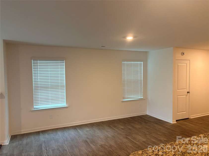 5027 Fandango Road, York, SC 29745.  MLS# CAR4410252, YatesRealty ID 40752. Dining Area