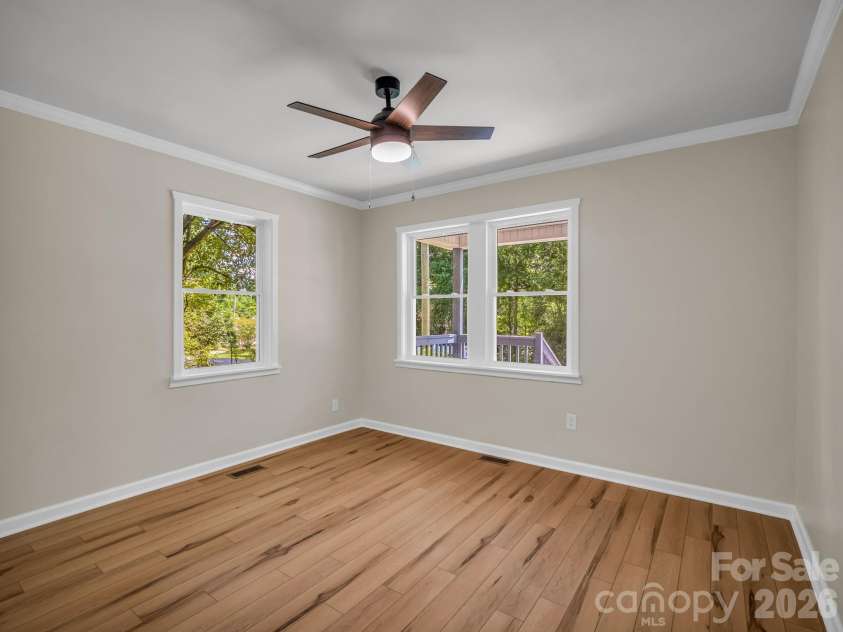 908 Graham Street, Shelby, NC 28150.  MLS# CAR4409659, YatesRealty ID 40755. 