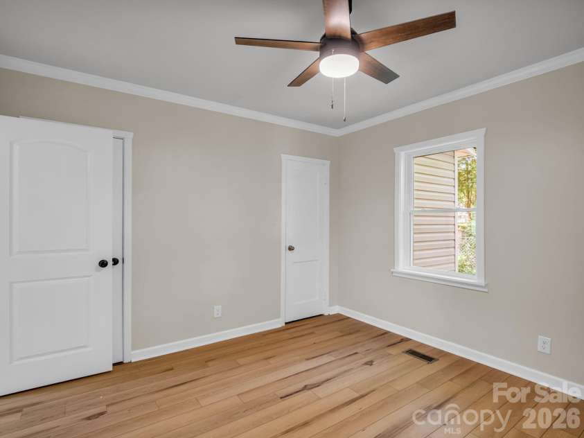 908 Graham Street, Shelby, NC 28150.  MLS# CAR4409659, YatesRealty ID 40755. 