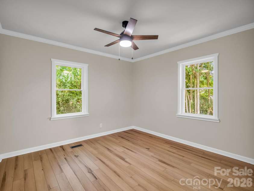908 Graham Street, Shelby, NC 28150.  MLS# CAR4409659, YatesRealty ID 40755. 
