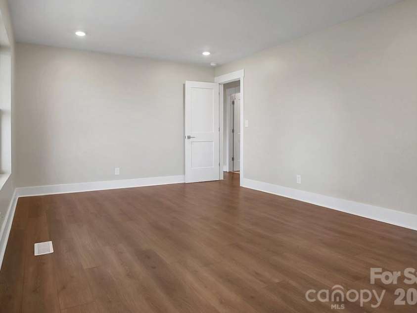 238 Davis Road, Shelby, NC 28152.  MLS# CAR4410048, YatesRealty ID 40758. 