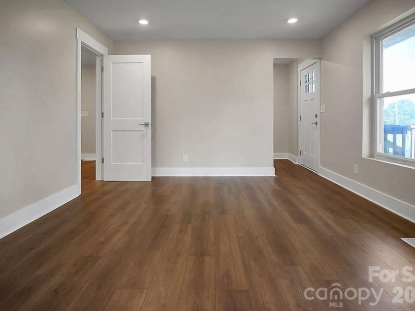 238 Davis Road, Shelby, NC 28152.  MLS# CAR4410048, YatesRealty ID 40758. 