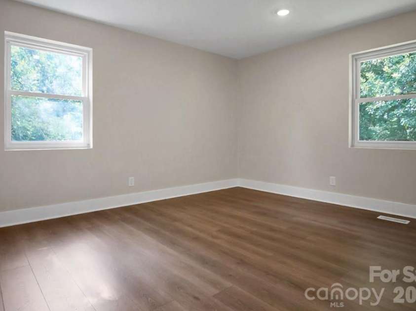 238 Davis Road, Shelby, NC 28152.  MLS# CAR4410048, YatesRealty ID 40758. 