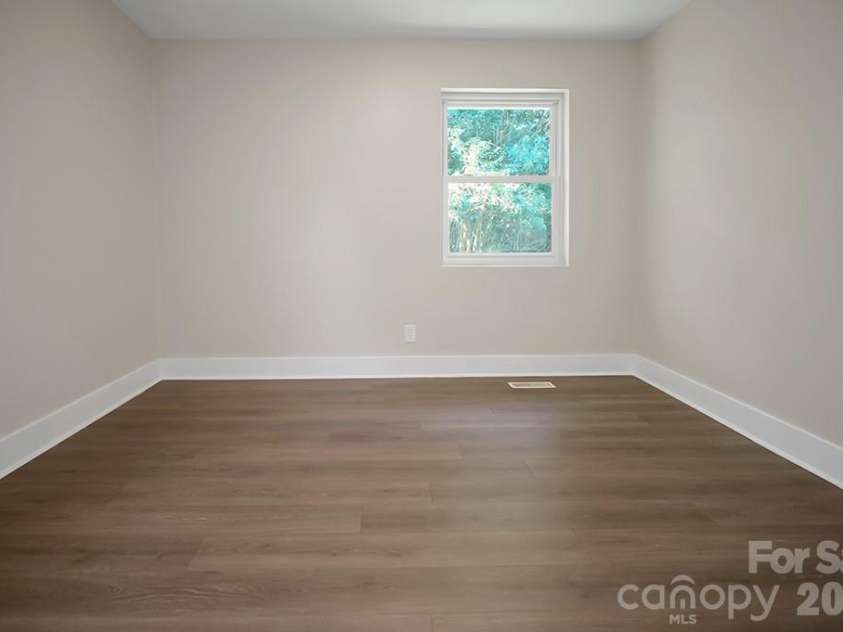 238 Davis Road, Shelby, NC 28152.  MLS# CAR4410048, YatesRealty ID 40758. 
