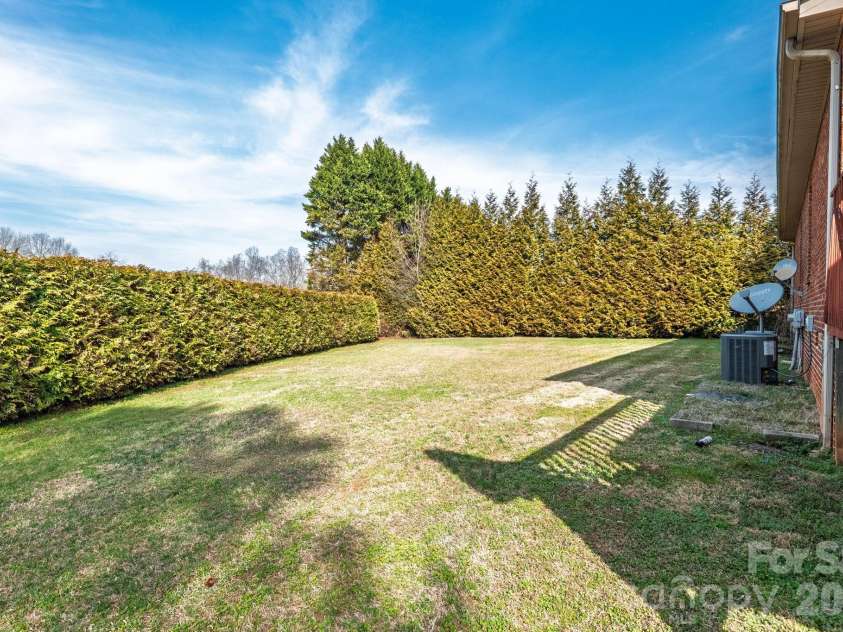 3761 Herman Sipe Road, Conover, NC 28613.  MLS# CAR4354457, YatesRealty ID 4076. 