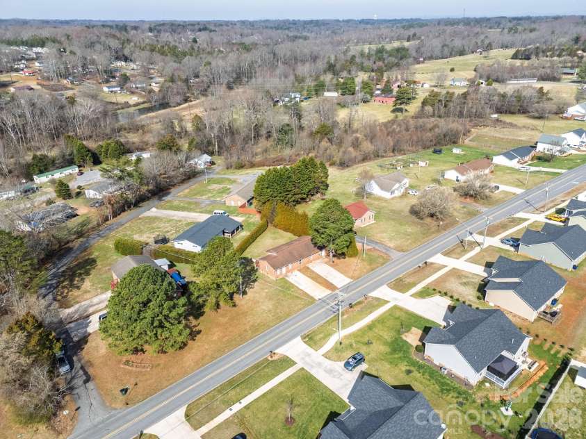 3761 Herman Sipe Road, Conover, NC 28613.  MLS# CAR4354457, YatesRealty ID 4076. 