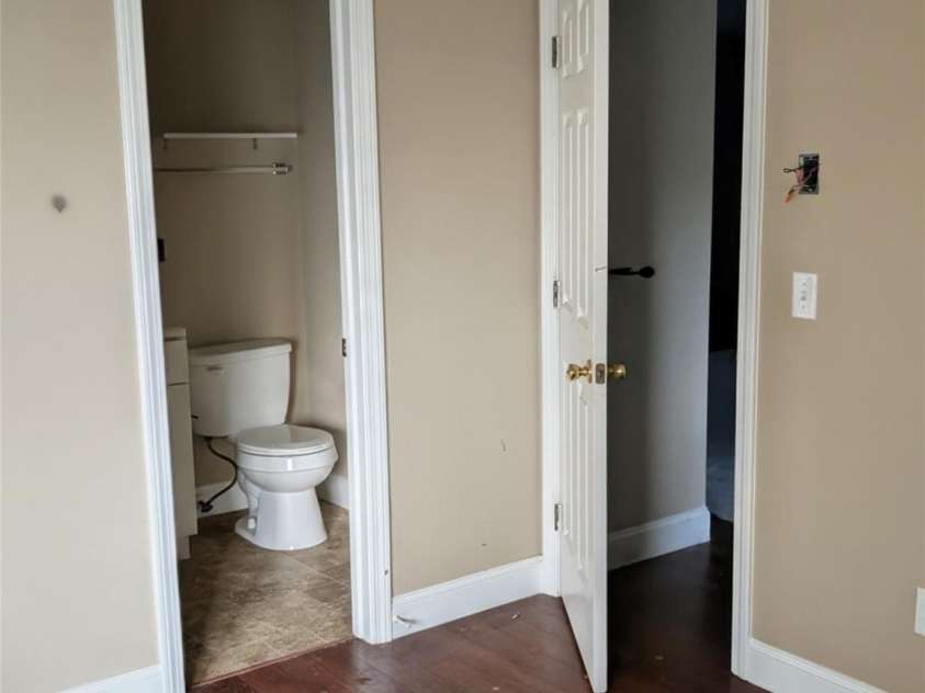 75 Jolly Lane, Hendersonville, NC 28739.  MLS# CAR4409830, YatesRealty ID 40761. 