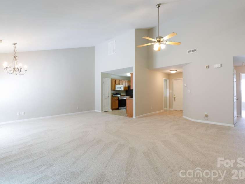 138 Pheasant Ridge Circle, York, SC 29745.  MLS# CAR4410268, YatesRealty ID 40763. 