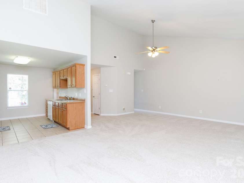 138 Pheasant Ridge Circle, York, SC 29745.  MLS# CAR4410268, YatesRealty ID 40763. 