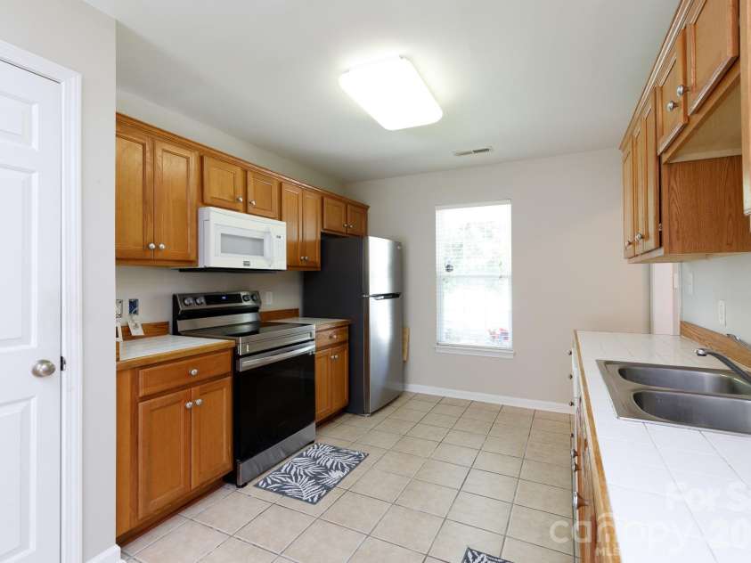 138 Pheasant Ridge Circle, York, SC 29745.  MLS# CAR4410268, YatesRealty ID 40763. 