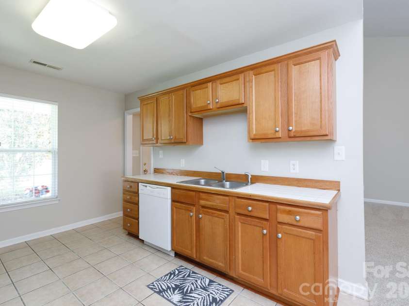 138 Pheasant Ridge Circle, York, SC 29745.  MLS# CAR4410268, YatesRealty ID 40763. 