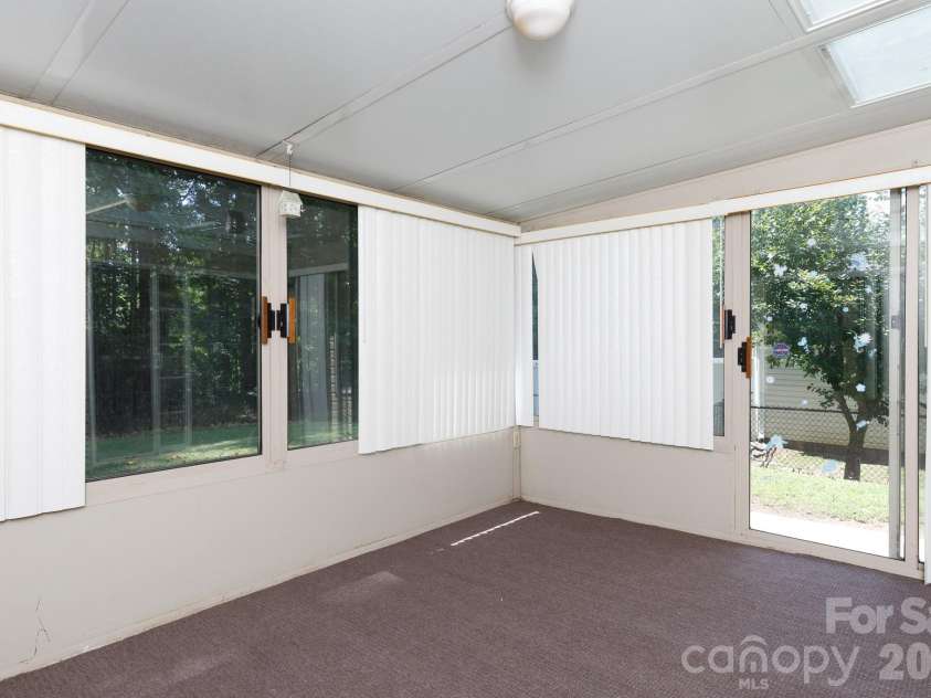 138 Pheasant Ridge Circle, York, SC 29745.  MLS# CAR4410268, YatesRealty ID 40763. 