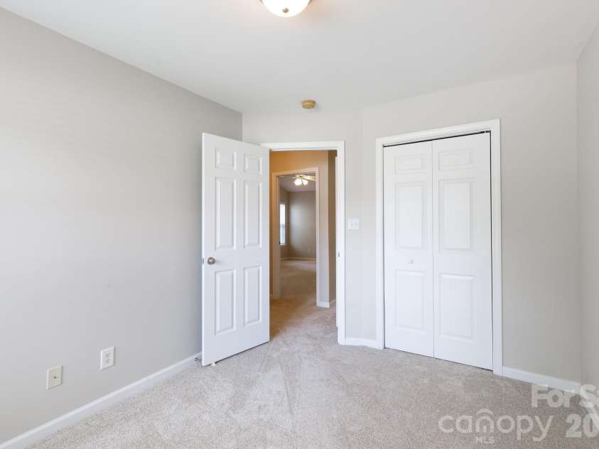 138 Pheasant Ridge Circle, York, SC 29745.  MLS# CAR4410268, YatesRealty ID 40763. 