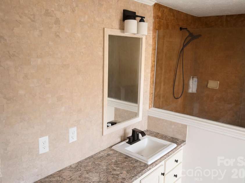 6470 Alley Road, Catawba, NC 28609.  MLS# CAR4410297, YatesRealty ID 40766. 