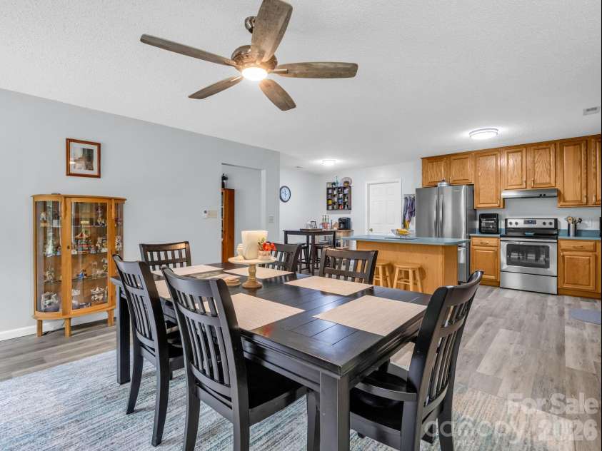 18 Buckle Ridge, Weaverville, NC 28787.  MLS# CAR4409607, YatesRealty ID 40769. 