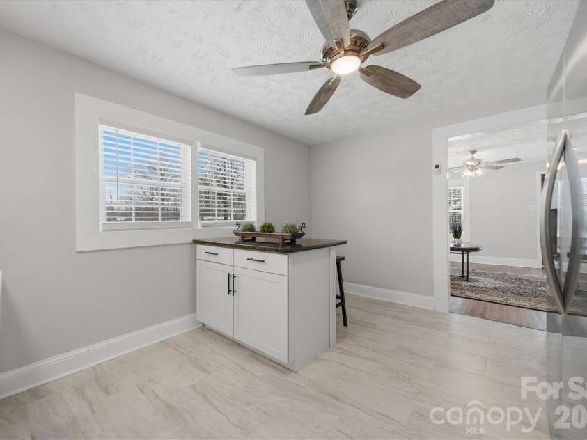 3410 25th Avenue, Hickory, NC 28601.  MLS# CAR4344048, YatesRealty ID 4077. 