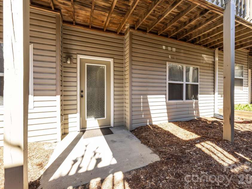 704 Carlyle Way, Asheville, NC 28803.  MLS# CAR4353241, YatesRealty ID 4077. 