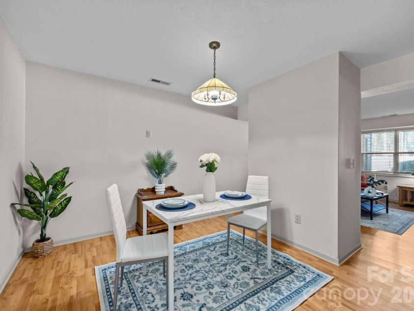 704 Carlyle Way, Asheville, NC 28803.  MLS# CAR4353241, YatesRealty ID 4077. 
