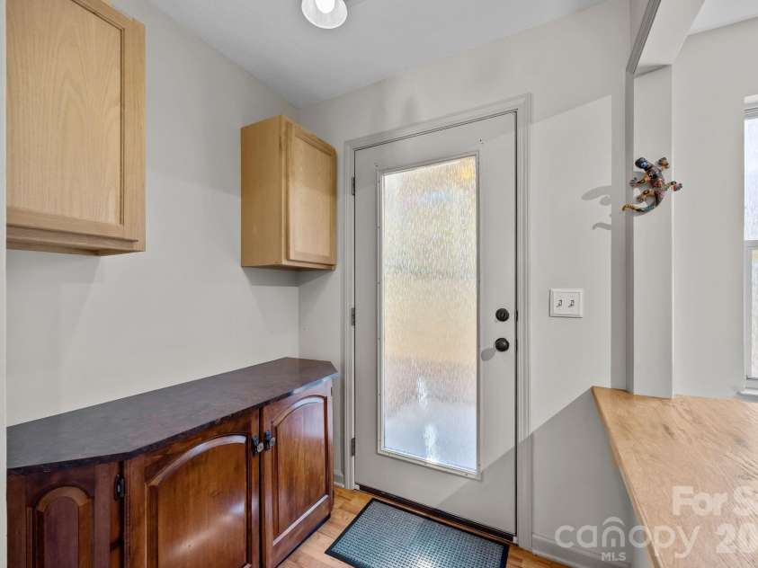 704 Carlyle Way, Asheville, NC 28803.  MLS# CAR4353241, YatesRealty ID 4077. 