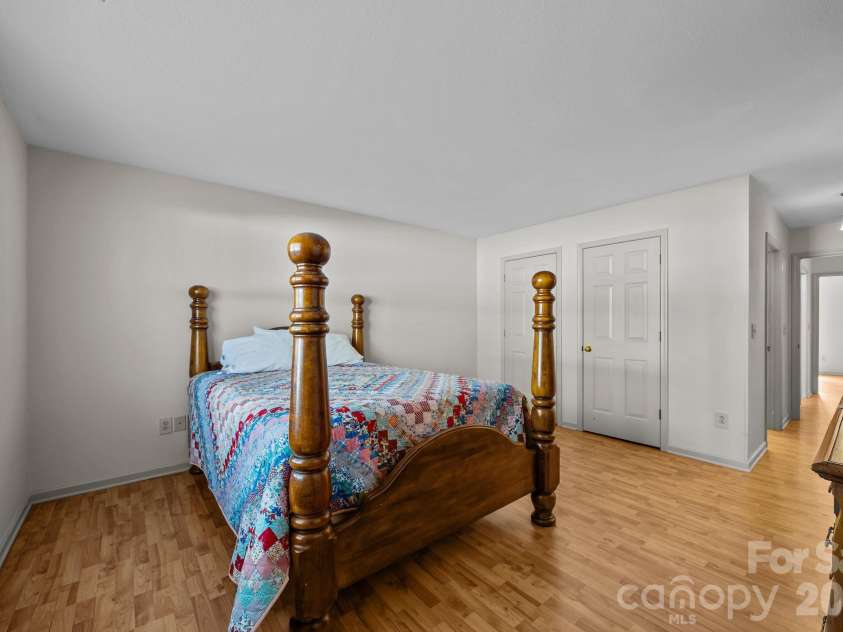 704 Carlyle Way, Asheville, NC 28803.  MLS# CAR4353241, YatesRealty ID 4077. 