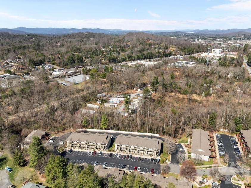 704 Carlyle Way, Asheville, NC 28803.  MLS# CAR4353241, YatesRealty ID 4077. 