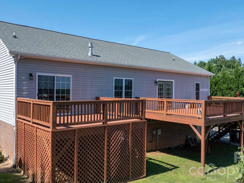 5395 Stonegate Farm Drive, Granite Falls, NC 28630.  MLS# CAR4409927, YatesRealty ID 40771. 