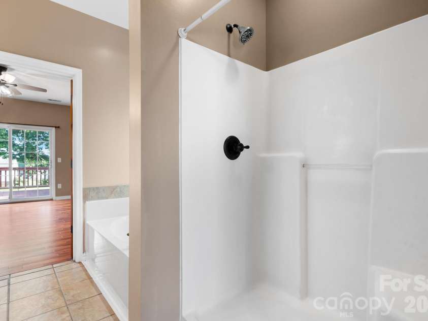 5395 Stonegate Farm Drive, Granite Falls, NC 28630.  MLS# CAR4409927, YatesRealty ID 40771. 