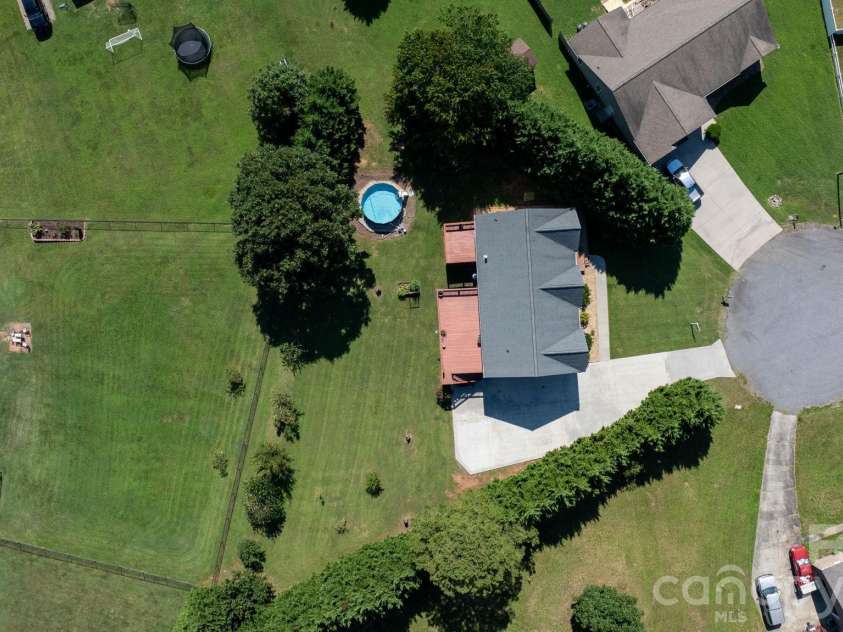 5395 Stonegate Farm Drive, Granite Falls, NC 28630.  MLS# CAR4409927, YatesRealty ID 40771. 