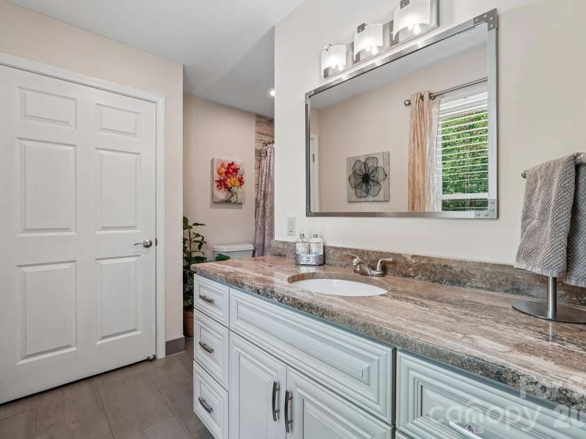 8463 Plantation Way, Harrisburg, NC 28075.  MLS# CAR4409773, YatesRealty ID 40777. Secondary Quarters - Primary Bath