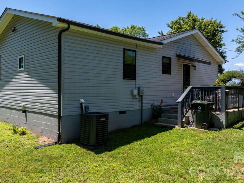 244 Holly Street, Hudson, NC 28638.  MLS# CAR4410264, YatesRealty ID 40778. 