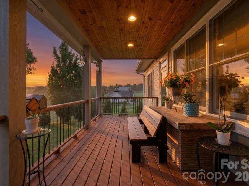 292 Charter Ridge, Jefferson, NC 28640.  MLS# CAR4410059, YatesRealty ID 40779. 