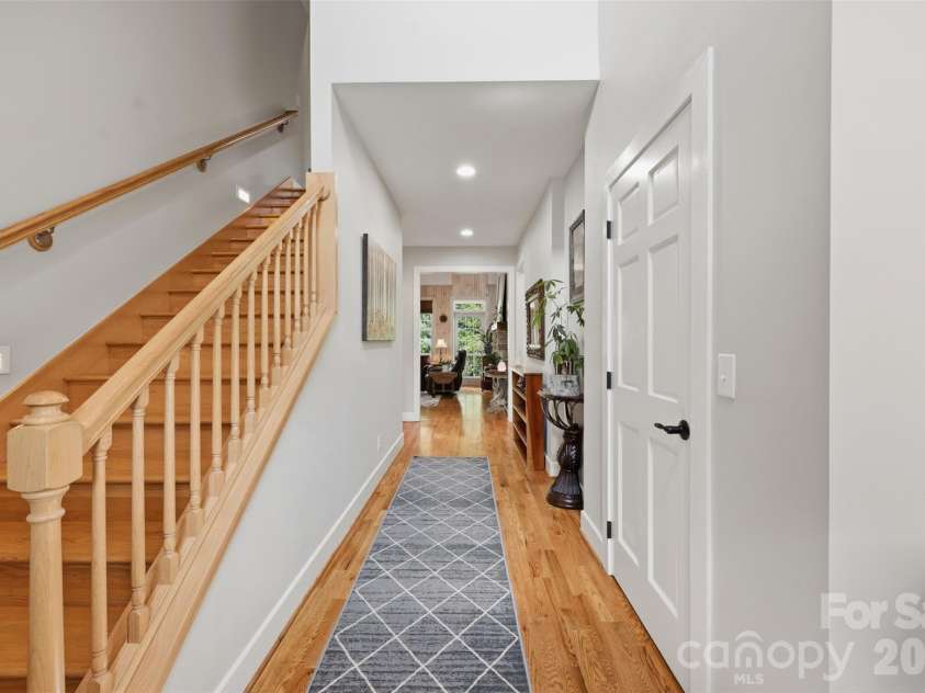 292 Charter Ridge, Jefferson, NC 28640.  MLS# CAR4410059, YatesRealty ID 40779. 